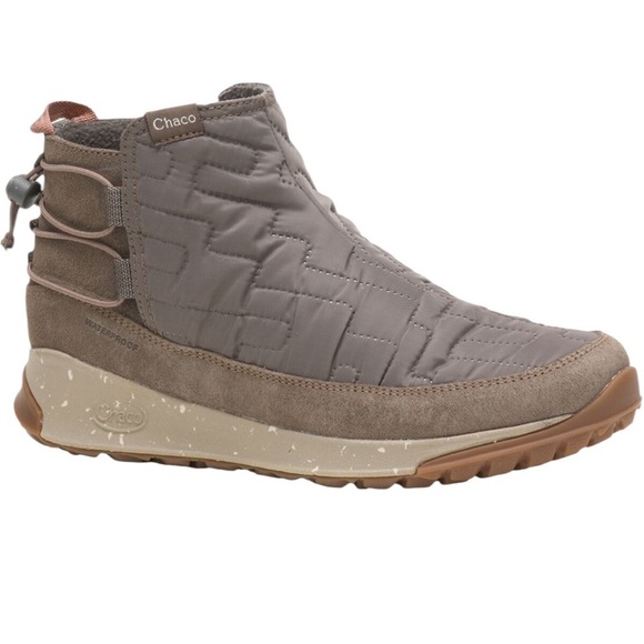 Chaco Borealis Ridge Quilted Boots - Picture 1 of 8